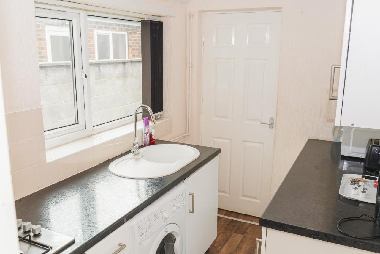 City Rooms In Stoke City エクステリア 写真