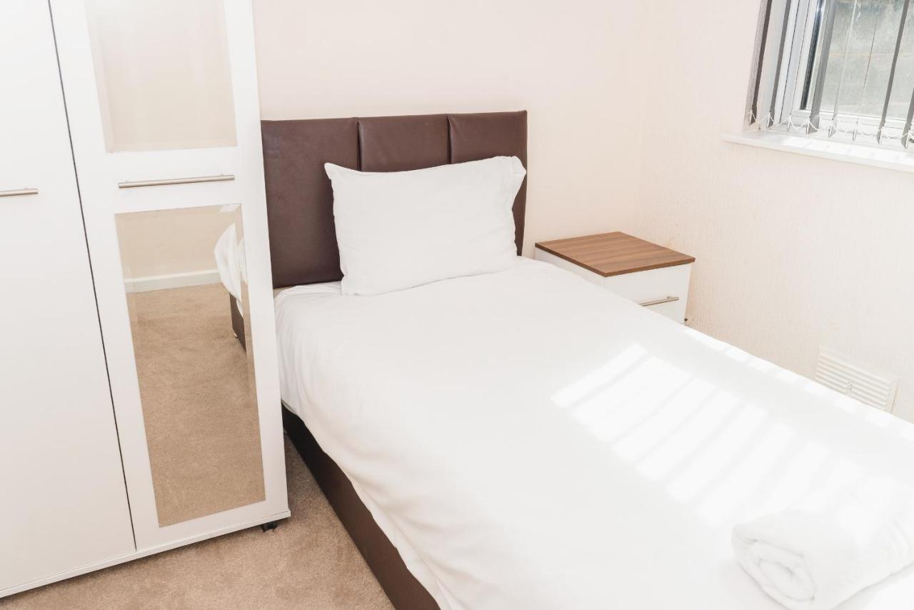 City Rooms In Stoke City エクステリア 写真