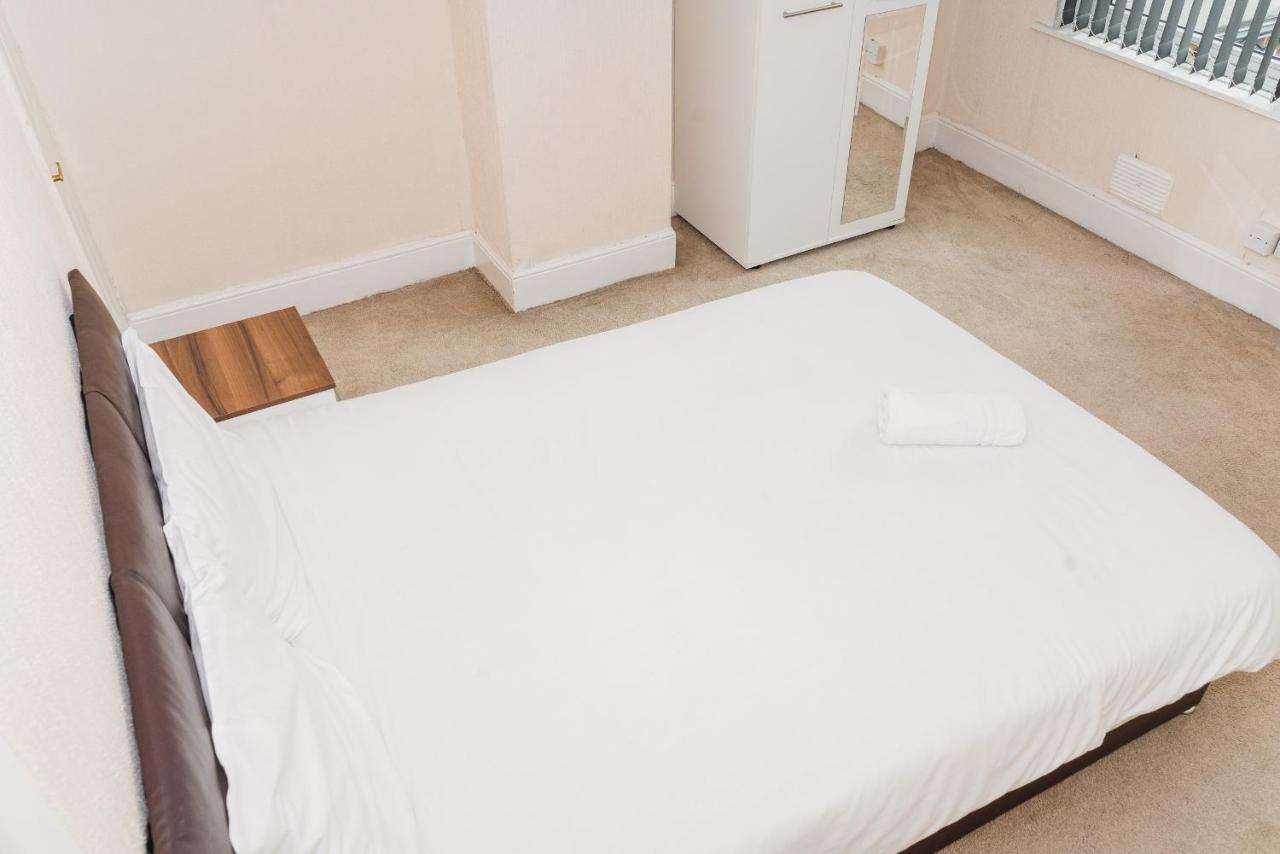 City Rooms In Stoke City エクステリア 写真